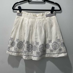 Lightweight Hollister white skirt